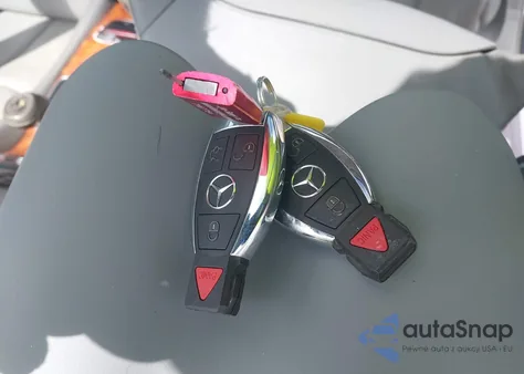 2003 Mercedes-Benz Sl 500 z USA, uszkodzony, nr VIN WDBSK75FX3F055354